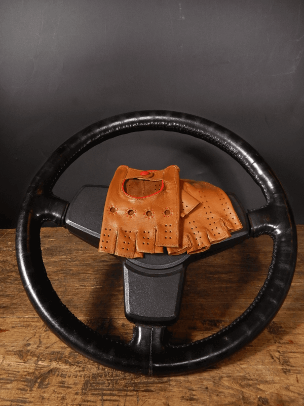 Driving Mittens - Camel and Red