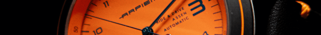 Horloges met draaischijf gewijd aan de Ride & Drive auto - 1923Autos
